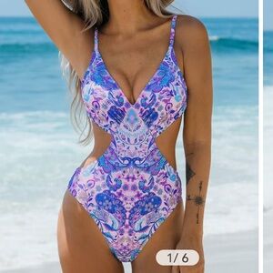 Cupshe Ethnic Engineered Paisley V-Neck Cheeky Monokini Swimsuit